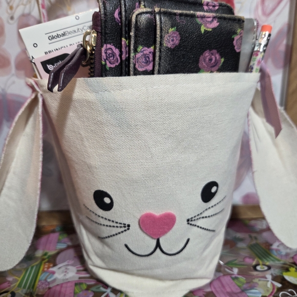 Ultimate Easter Self-Care Beauty Basket 🌸🐰 (15+ Items) - Picture 4 of 7